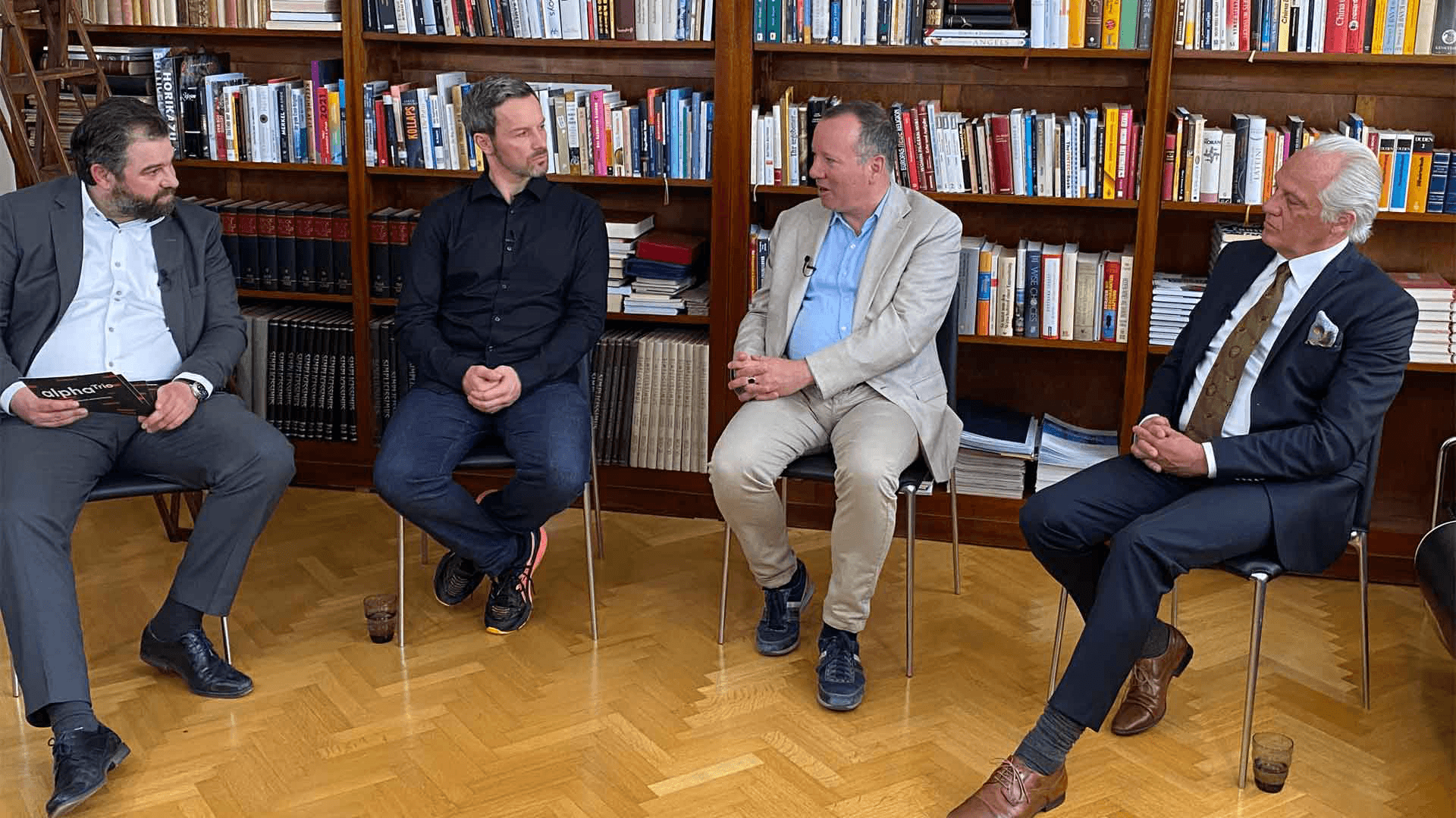 Titelbild alphaTrio April 2021