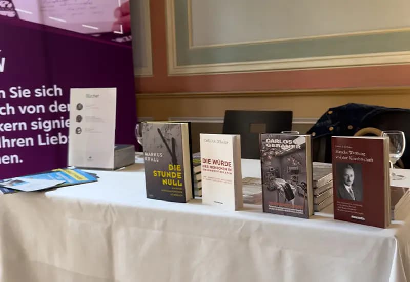 Bücherstand beim alphaTrio Event